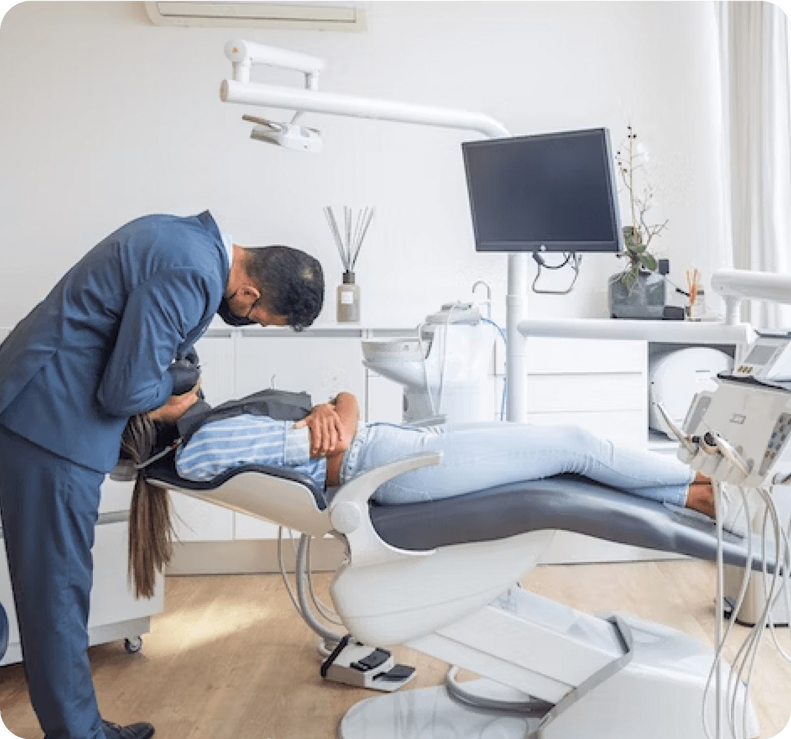 Treatment Process For Teeth Whitening